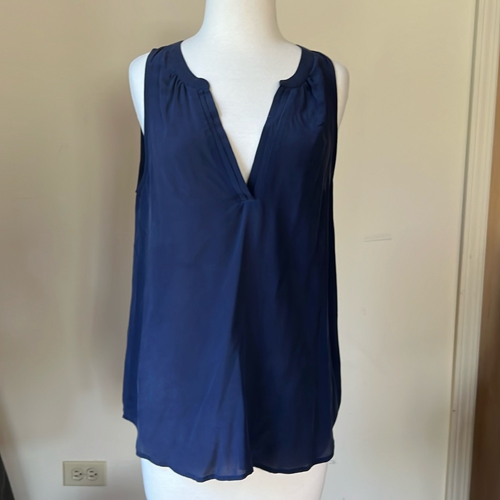 JOIE Women’s Navy Split Neck Sleeveless Silk Blouse Size M